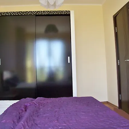 Neshevi Apartamento